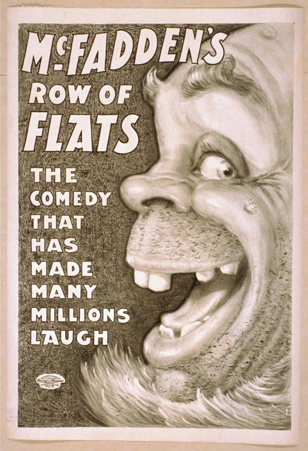 Plakat mit lachendem Menschen mit wilden Haaren vor gelbem Hintergrund, Text lautet "McFadden's Row of Flats: The Comedy That Has Made Many Millions Laugh."