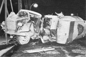 POL-COE: Luedinghausen, Kapitalweg/ Schwarzer VW Golf beschädigt