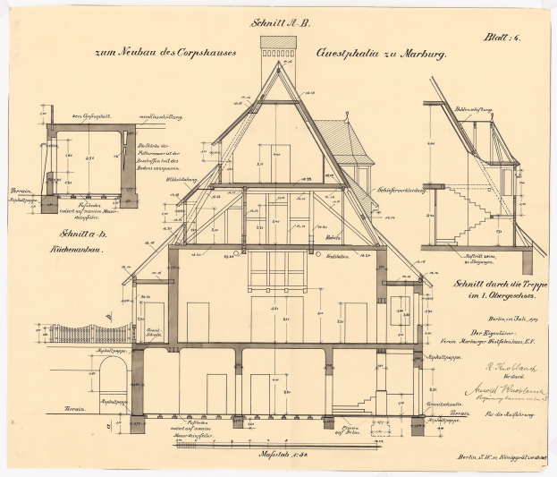 Ein detailliertes architektonisches Zeichnung eines Hauses mit zahlreichen Fenstern und einem Dach, das als erstes Haus in Deutschland gilt, begleitet von Text und Plänen auf Papier.