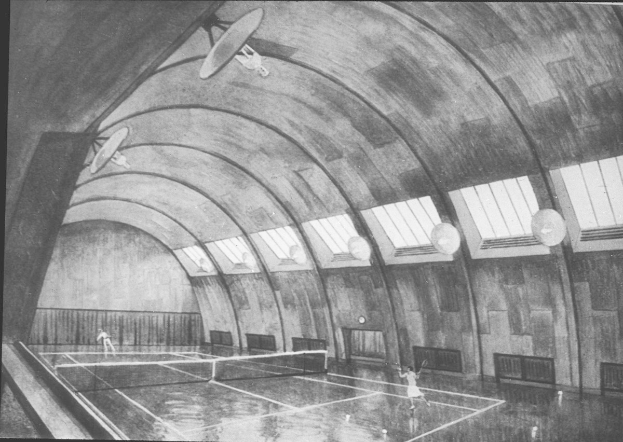 Schwarzes und weißes Foto von zwei Menschen, die Badminton über ein Netz in einem großen Raum spielen.